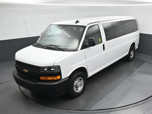 Used 2023 Chevrolet Express 3500 LS RWD image 54