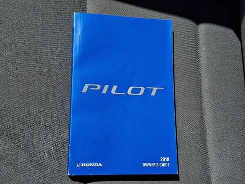 Used 2018 Honda Pilot EX image 29