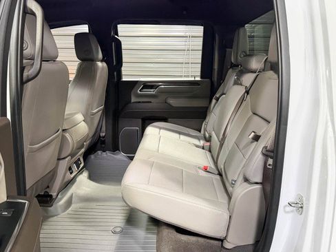 Used 2024 Chevrolet Silverado 3500 LTZ image 21