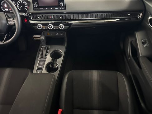 Used 2024 Honda Civic Sport image 29