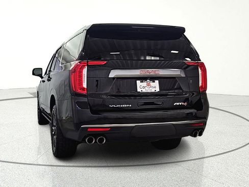 Used 2022 GMC Yukon XL AT4 w/ Technology Package AWD/4WD image 5