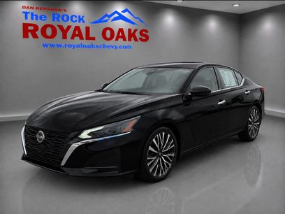 Used 2024 Nissan Altima 2.5 SV