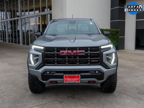 Used 2024 GMC Canyon AT4X image 2