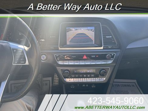 Used 2019 Hyundai Sonata Sport w/ Winter Weather Package image 10