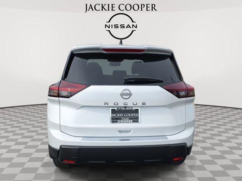 New 2026 Nissan Rogue SV w/ Cold Weather Package image 6