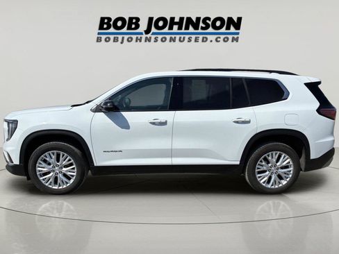 Used 2025 GMC Acadia Elevation w/ Elevation Premium Package AWD/4WD image 4