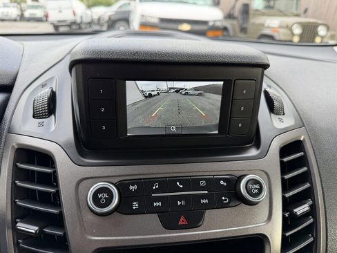 Used 2021 Ford Transit Connect XL image 28
