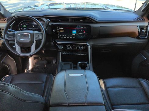 Used 2024 GMC Sierra 3500 Denali w/ Denali Reserve Package AWD/4WD image 14