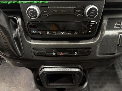 Used 2024 RAM ProMaster 2500 w/ Convenience Group FWD image 24