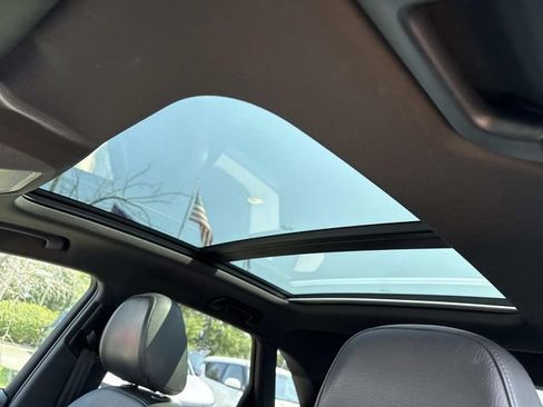 Used 2018 Audi Q3 2.0T Premium AWD/4WD image 16