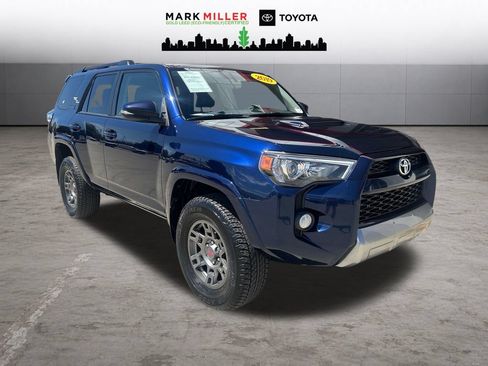 Certified 2019 Toyota 4Runner TRD Off-Road Premium AWD/4WD image 8