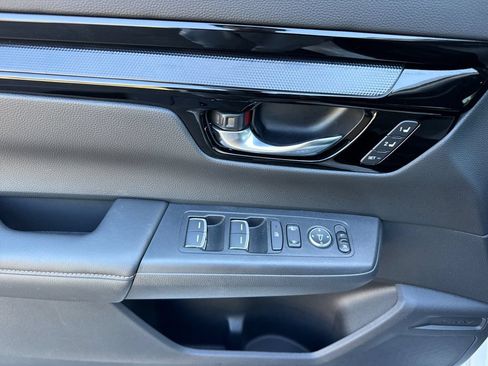 Used 2026 Honda CR-V Sport Touring image 12