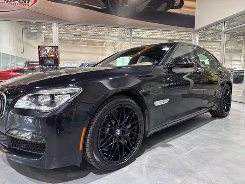 Used 2014 BMW 750i RWD image 24