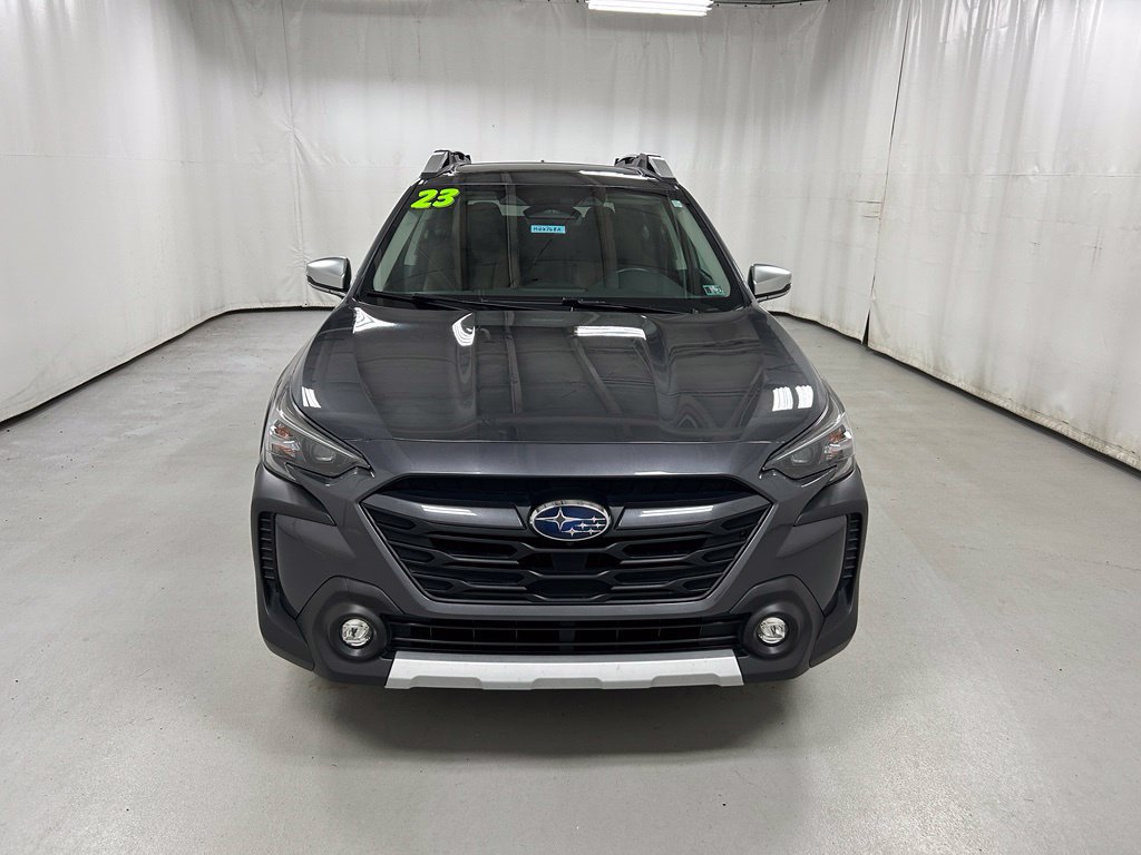 Used 2023 Subaru Outback Touring AWD/4WD image 3
