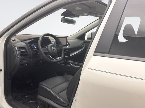 Used 2023 Nissan Rogue SV w/ SV Premium B Package AWD/4WD image 10