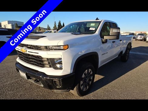 Used 2024 Chevrolet Silverado 2500 Custom w/ Custom Value Package image 1