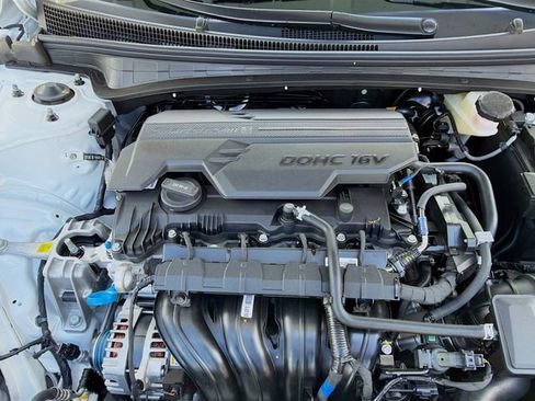 New 2026 Hyundai Elantra SEL Sport Premium FWD image 31