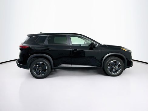 Used 2025 Nissan Rogue SV AWD/4WD image 10