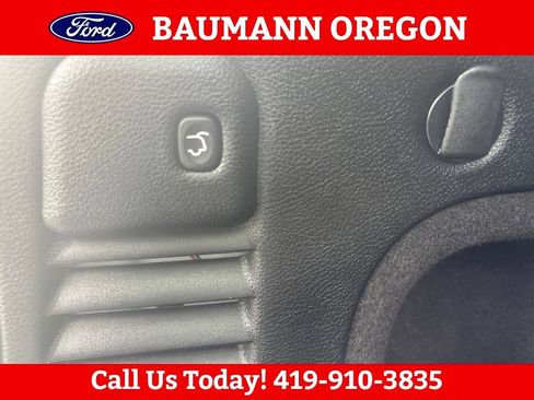Used 2019 Jeep Grand Cherokee Limited AWD/4WD image 13
