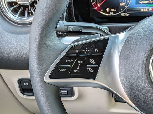 New 2026 Mercedes-Benz GLB 250 image 20