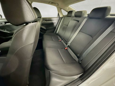 Used 2022 Honda Civic EX image 27