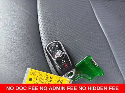 Used 2020 Buick Enclave Essence FWD image 29