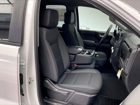 Used 2025 GMC Sierra 1500 Pro w/ Graphite Edition image 9