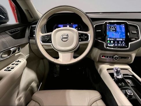 Certified 2024 Volvo XC90 B6 Ultimate w/ Protection Package Premier AWD/4WD image 8