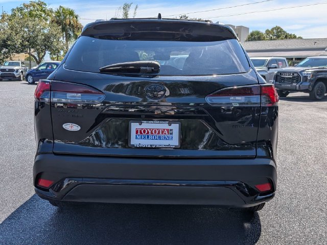 Used 2024 Toyota Corolla Cross AWD Hybrid w/ Moonroof Package image 4