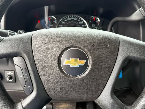 New 2025 Chevrolet Express 3500 w/ Power Convenience Package image 36