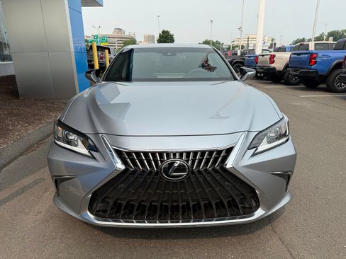 Used 2022 Lexus ES 350 w/ Premium Package FWD image 5