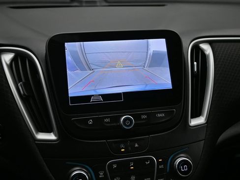 Used 2024 Chevrolet Malibu LT FWD image 14