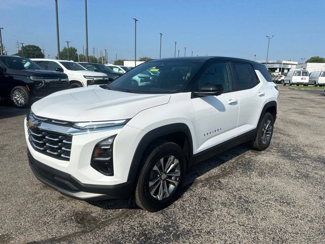 New 2027 Chevrolet Equinox LT w/ Safety and Technology Package FWD image 7