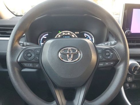 Used 2023 Toyota RAV4 XLE image 20
