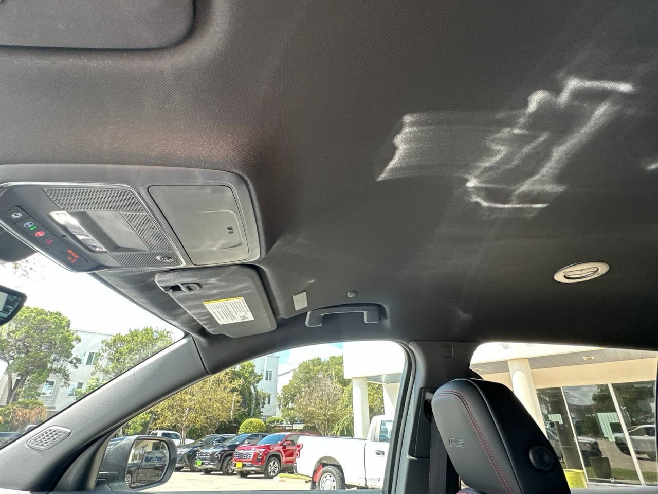 New 2027 Chevrolet Traverse RS FWD image 22
