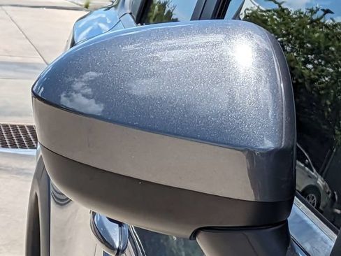 Used 2023 Nissan Rogue SV FWD image 12