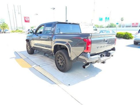 Used 2025 Toyota Tacoma SR5 image 6