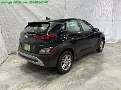 Used 2023 Hyundai Kona SE AWD/4WD image 8