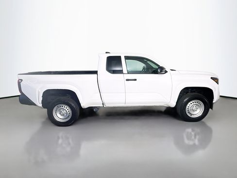 Used 2025 Toyota Tacoma SR image 11