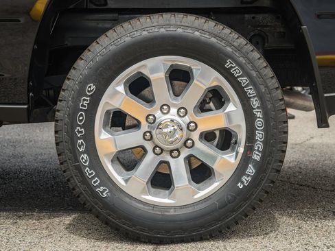 New 2026 RAM 2500 Laramie AWD/4WD image 22