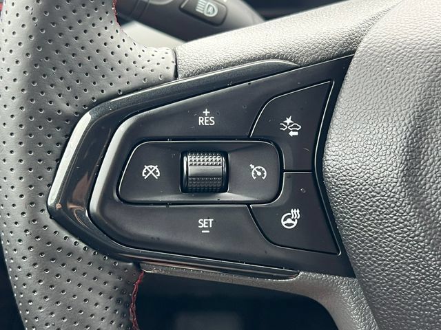 Used 2026 Chevrolet Trax RS w/ Sunroof Package FWD image 19