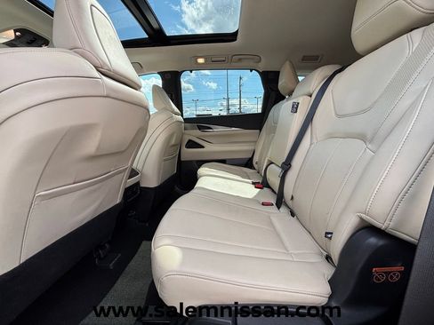 Used 2023 INFINITI QX60 Luxe w/ Cargo Package AWD/4WD image 15