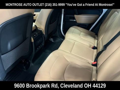 New 2025 Land Rover Defender 110 X-Dynamic SE image 24