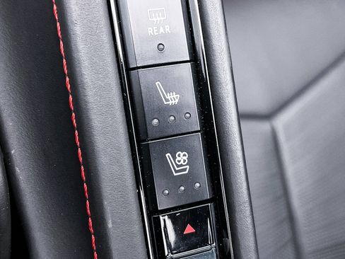 Used 2022 Chevrolet Corvette Stingray Premium Conv w/ Battery Protection Package image 27