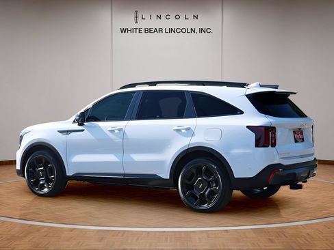 Used 2024 Kia Sorento SX Prestige w/ Sage Leather Package AWD/4WD image 7