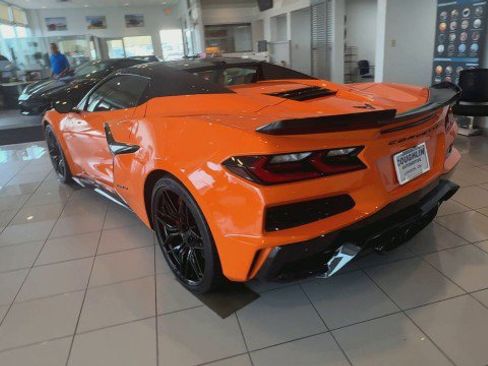 Used 2023 Chevrolet Corvette Z06 image 6