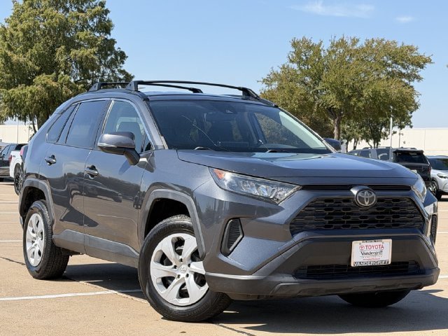 Used 2019 Toyota RAV4 LE w/ All Weather Liner Package FWD image 2