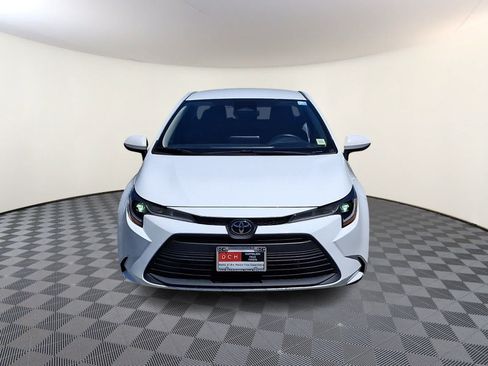 Certified 2024 Toyota Corolla LE FWD image 3