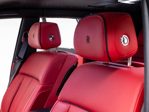 Used 2019 Rolls-Royce Phantom Sedan image 41