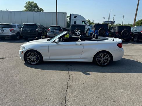 Used 2016 BMW M235i Convertible RWD image 6